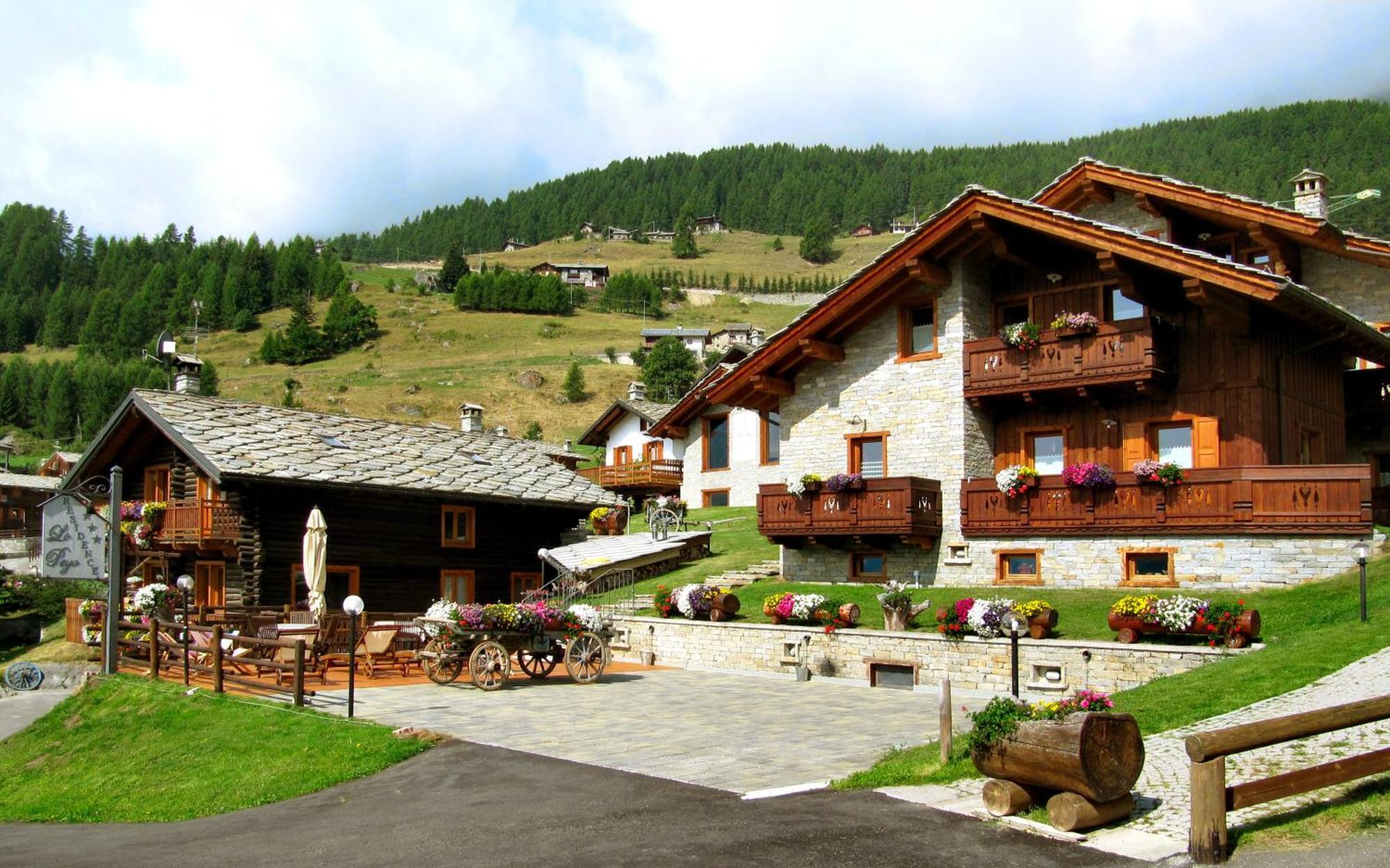 Residence Lo Peyo Champoluc Eksteriør billede